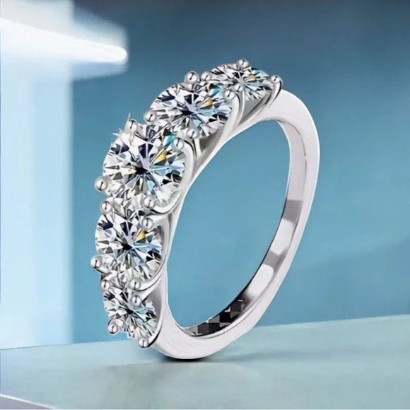 💌Host Pick💌 Authentic Moissanite Gemstone Ring - Women's Engagement Rings 💎 - Picture 11 of 15